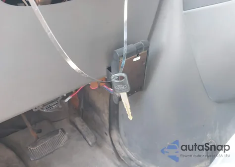 2006 Ford E-250 Commercial/Recreational from USA, damaged, VIN 1FTNE24L26DA37169